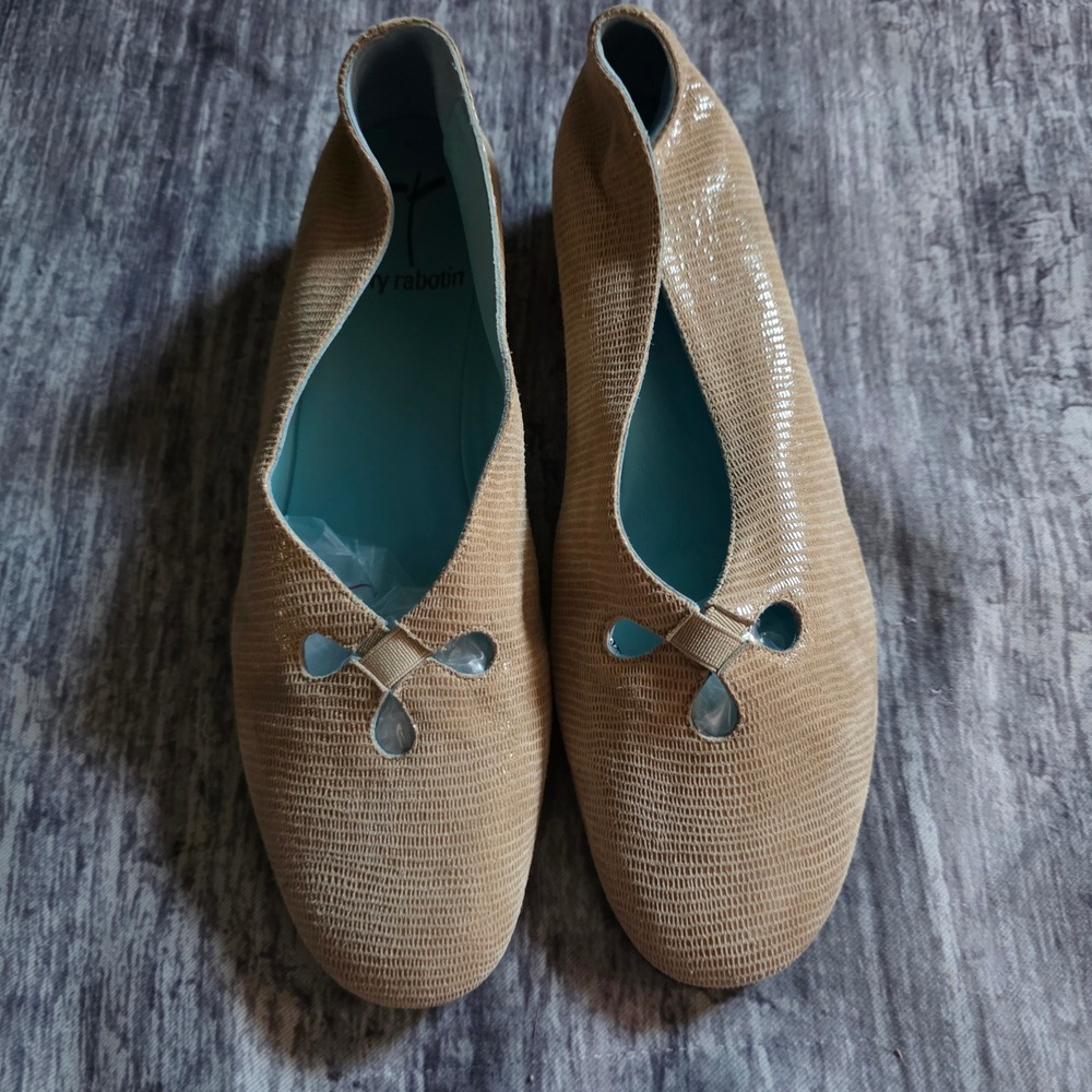 Thierry Rabotin Tan Reptile Embossed Leather Cutout Wedge Flats Italy 37